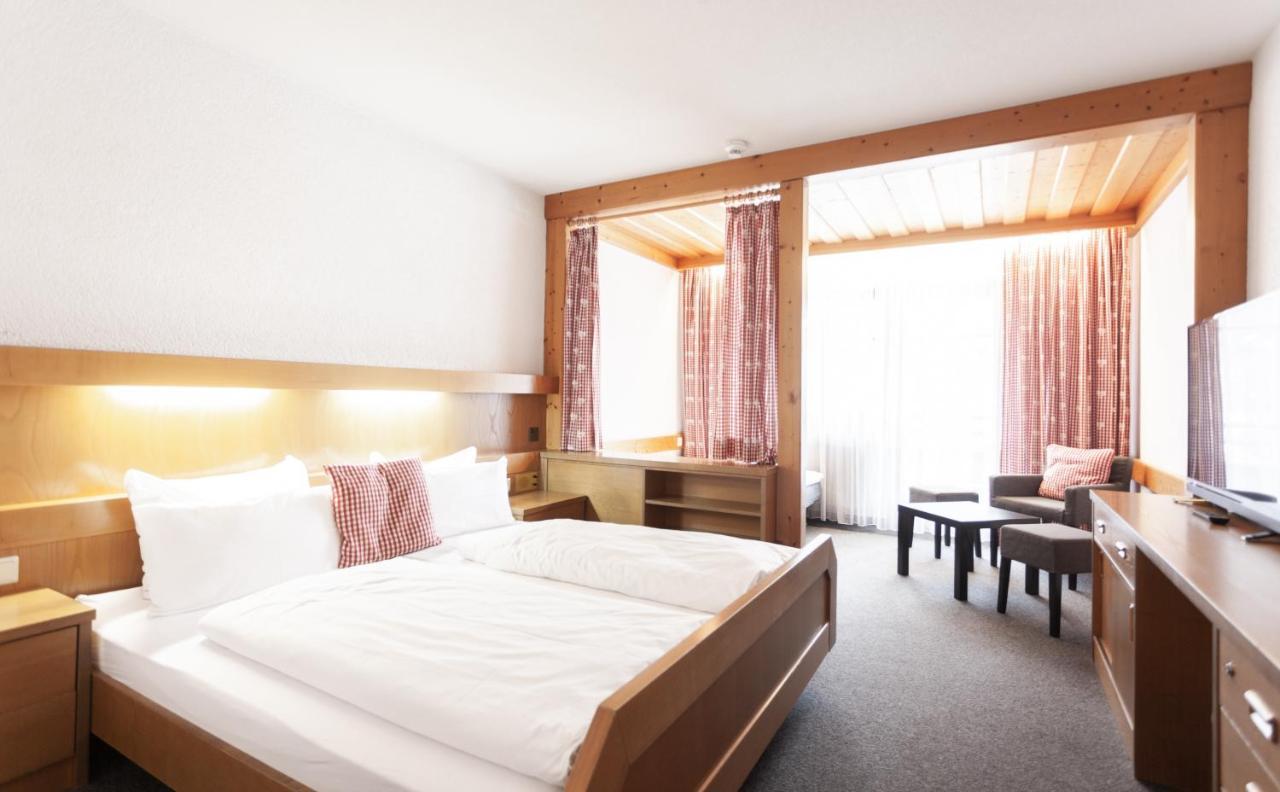 first mountain Hotel Montafon Gaschurn Exterior foto