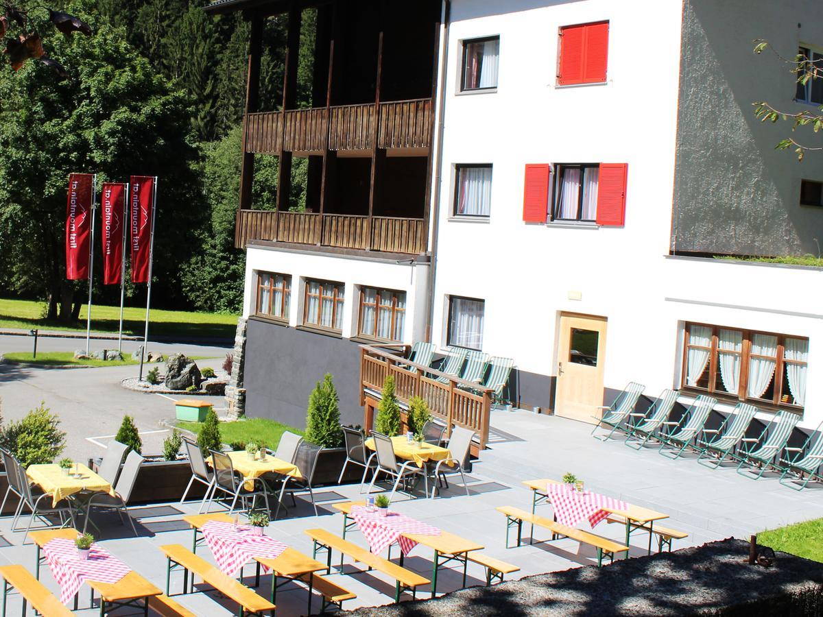 first mountain Hotel Montafon Gaschurn Exterior foto